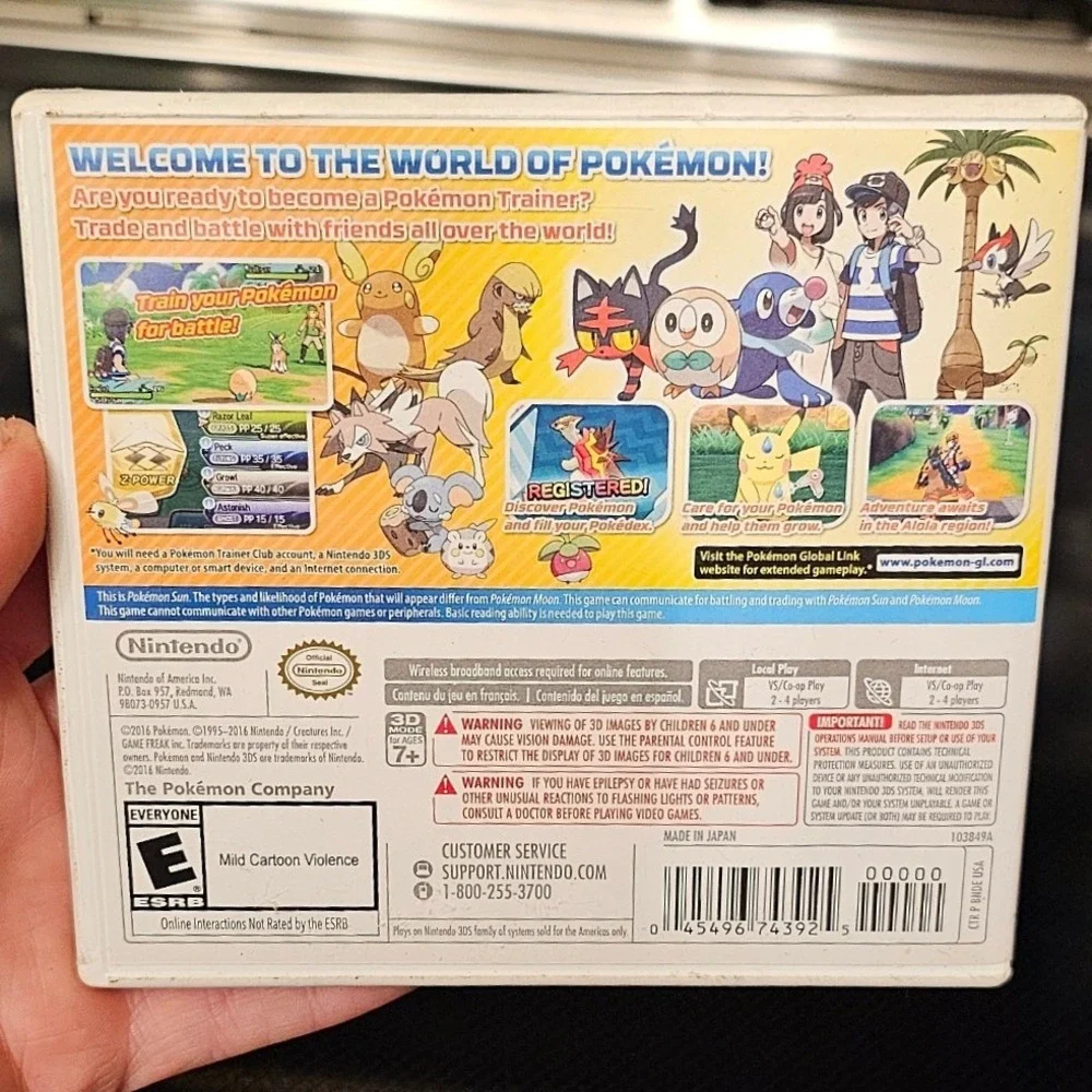Pokemon Sun Nintendo 3DS Game Case and Manual LNA-CTR-BNDE-USA Solgaleo